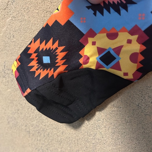 Aztec pattern hoodie - Picture 6 of 7